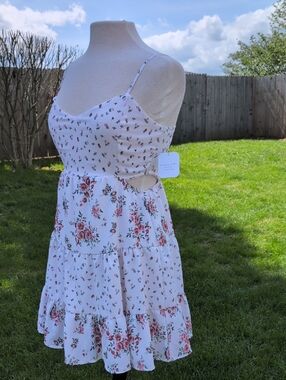 Altar'd State Women's Dress Mini Size Small Floral Cutout Side
